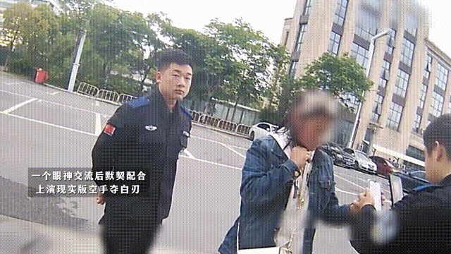 1e3167bc81d730ae69c49357c48d83a8.gif