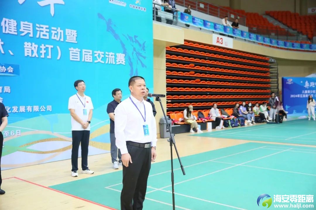 92eac03e67bc41c3094cc65a3af82a08.jpg