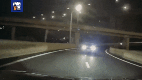 d8ddcf0c50950951d41010acde314437.gif
