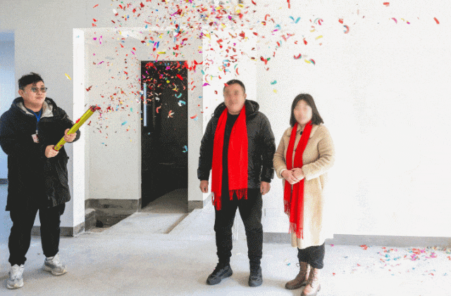 2156b8925a39c7b346e554827bb216ac.gif