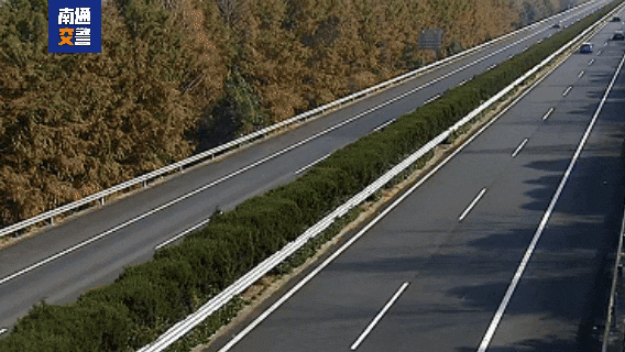 d15cc9270cb0d95fec31dfe8fb3470e4.gif