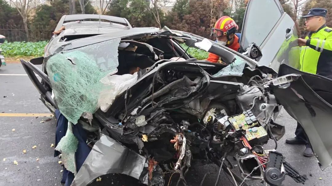 640?wx_fmt=jpeg&from=appmsg#imgIndex=8